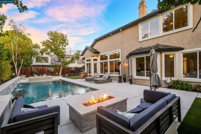 139 Shelterwood Ln, Danville CA: https://media.crmls.org/mediaz/21ad0790-fcf7-4242-8d9b-4a724e8fc1ab.jpg