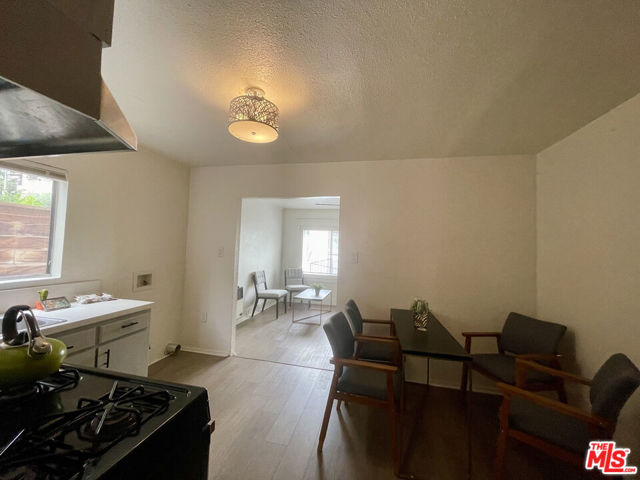 223 Lake Shore Terrace, Los Angeles CA: https://media.crmls.org/mediaz/21ada658-eed2-42bd-a866-08d53fe1f2b0.jpg