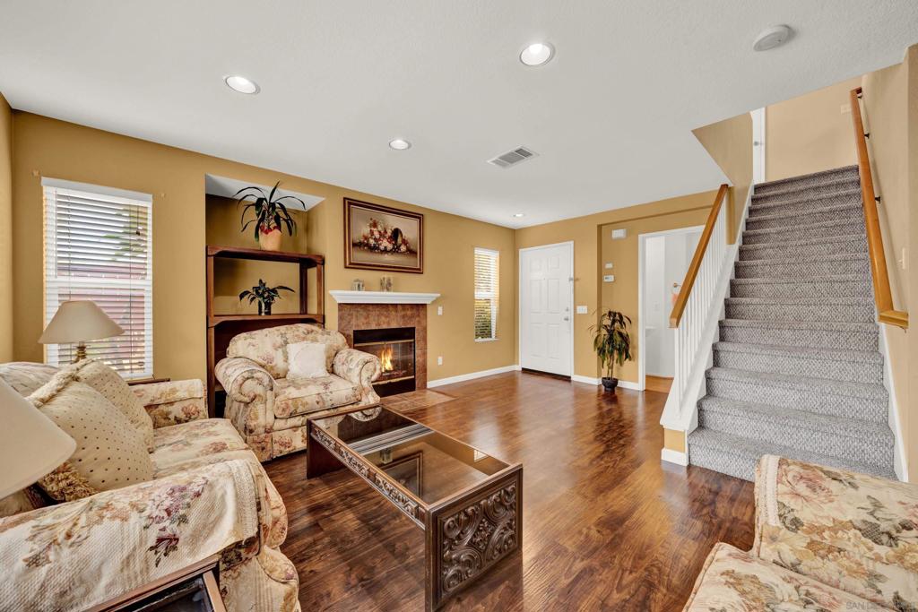 MLS #250033559SD image #8