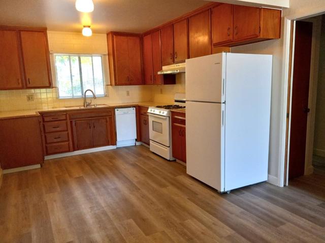 5035 Wilder Drive, Soquel CA: https://media.crmls.org/mediaz/21af063d-44c7-4798-889a-f632e06bca39.jpg