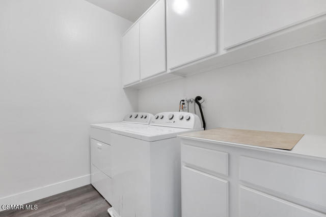 237 Camino Toluca, Camarillo CA: https://media.crmls.org/mediaz/21afe0b6-740c-4914-bab3-58f215222047.jpg