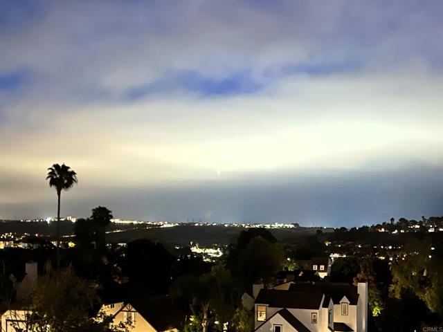 4507 Carnaby Court, Carlsbad CA: https://media.crmls.org/mediaz/21b12123-4bfd-4fdf-aa47-8dc85f6461f9.jpg