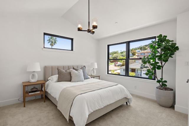 310 W 39th Avenue, San Mateo CA: https://media.crmls.org/mediaz/21b26185-80e9-4e5b-afb6-c2e90a67a314.jpg