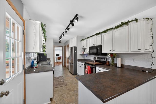 Detail Gallery Image 12 of 50 For 7531 Lookout Loop, Pine Valley,  CA 91962 - 4 Beds | 2 Baths