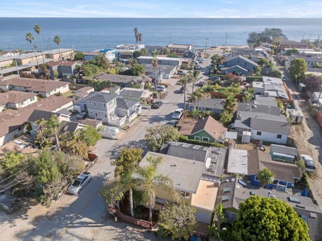 3614 Moana Way, Santa Cruz CA: https://media.crmls.org/mediaz/21b35268-6f13-49e8-8c3a-572469bd2047.jpg