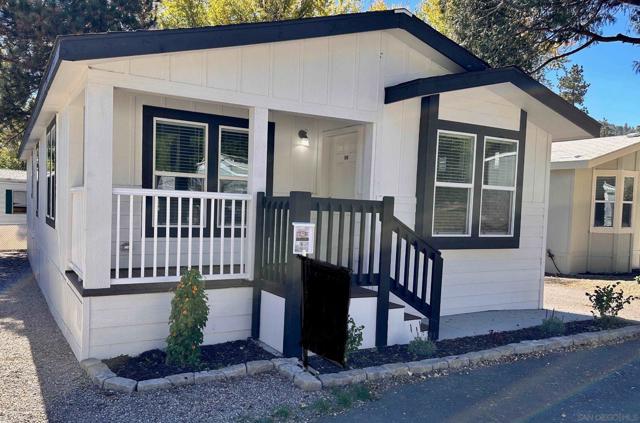 22899 Byron Road, Crestline, California 92325, 2 Bedrooms Bedrooms, ,2 BathroomsBathrooms,Residential,For Sale,Byron Road,230020569SD