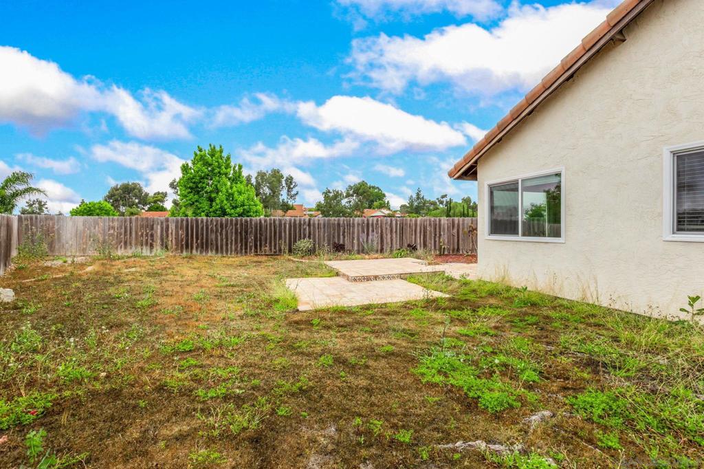 MLS #250032958SD img 19