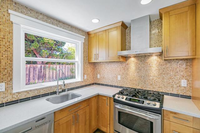 2276 Newhall Street, San Jose CA: https://media.crmls.org/mediaz/21b5894b-c617-4bc8-b7f8-9ed13b90327d.jpg