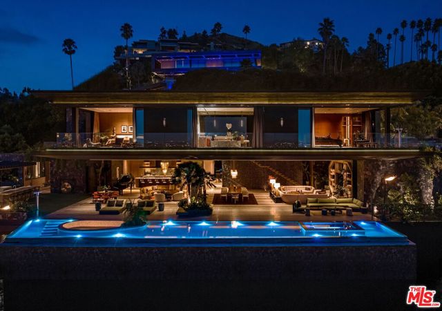 1851 N Stanley Avenue, Los Angeles CA: https://media.crmls.org/mediaz/21b6137d-fef9-4b10-8d72-46ef43da35de.jpg