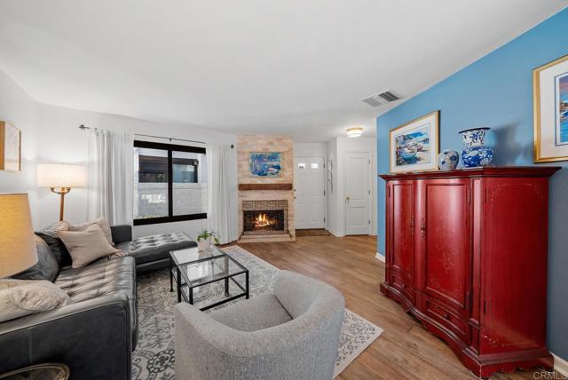 2253 Caminito Pescado, Ocean Beach (San Diego) CA: https://media.crmls.org/mediaz/21b63e5f-4a84-49e9-9805-3a0a79d0ac11.jpg