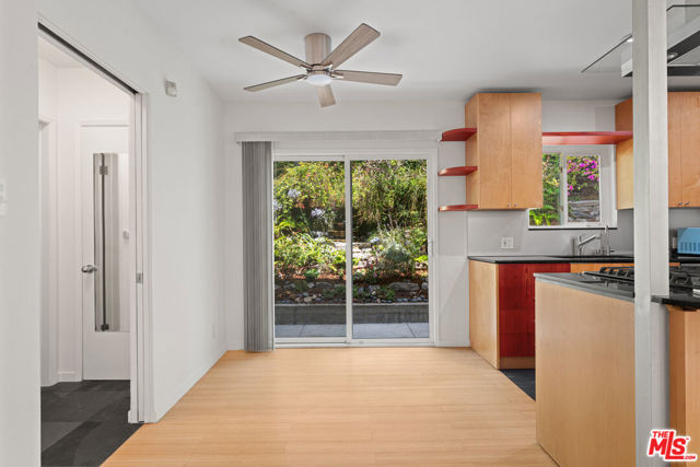 631 Pier Avenue, Santa Monica CA: https://media.crmls.org/mediaz/21b6e1ec-008b-41da-9853-6797dbb1775b.jpg