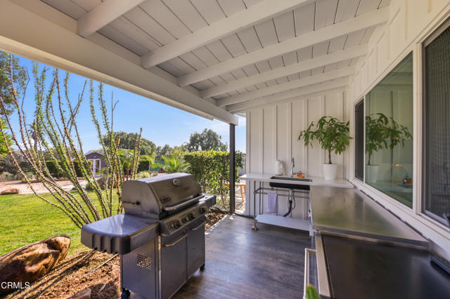 34 Vientos Road, Camarillo CA: https://media.crmls.org/mediaz/21b70727-3662-47b3-a7c9-494d598504da.jpg