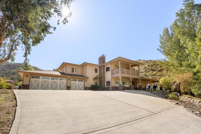 6433 Dehesa Road, El Cajon CA: https://media.crmls.org/mediaz/21b735ee-15cf-4620-b438-59b43935ac7d.jpg