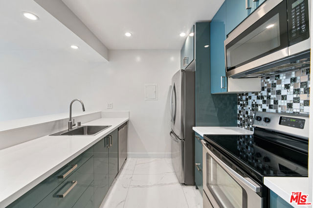 1745 Camino Palmero Street, Los Angeles CA: https://media.crmls.org/mediaz/21b738a2-fe02-4286-be5a-745ca11a9edf.jpg