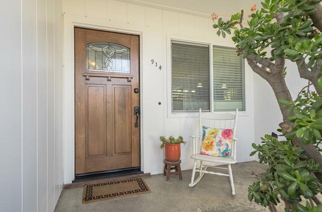 914 Junipero Way, Salinas CA: https://media.crmls.org/mediaz/21b82a22-81c0-4ac8-bcf7-330ac635dbd8.jpg
