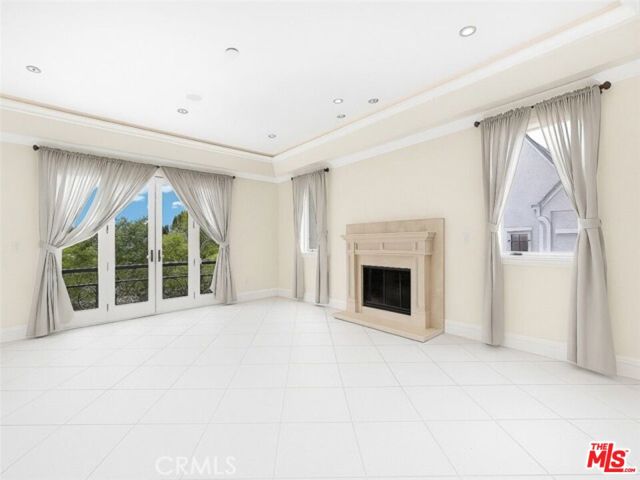 10517 Blythe Avenue, Los Angeles CA: https://media.crmls.org/mediaz/21b9188f-9d6f-4824-897d-124bea19f5d9.jpg