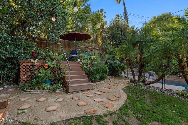 Detail Gallery Image 20 of 25 For 23508 Canzonet St, Woodland Hills,  CA 91367 - 5 Beds | 3 Baths