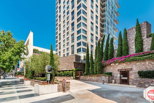 645 Front St, San Diego, California 92101, 2 Bedrooms Bedrooms, ,2 BathroomsBathrooms,Condominium,For Sale,Front St,250020053SD