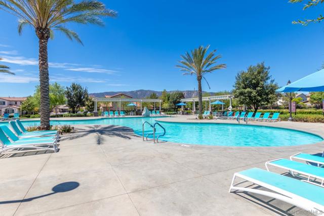 29089 Soraya, Lake Elsinore CA: https://media.crmls.org/mediaz/21bbd69b-dedb-4d22-ae33-e996a5e696e7.jpg