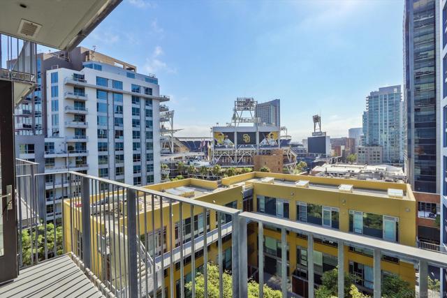 350 11th Ave, San Diego CA: https://media.crmls.org/mediaz/21bc5087-f8ef-4a16-a261-6cdcef770011.jpg