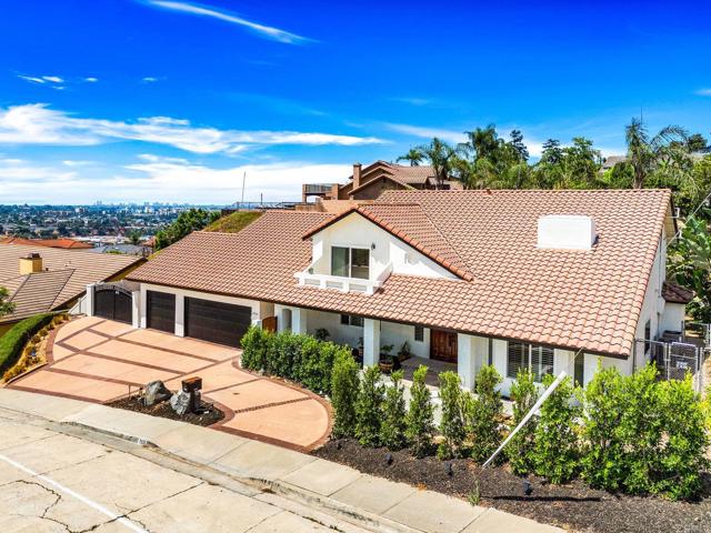 Image 3 of 39 For 7056 Del Cerro Boulevard