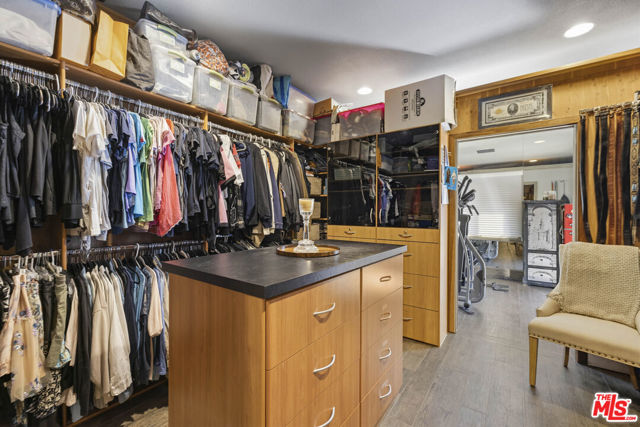 Image 35 of 64 For 26954 Whitehorse Place