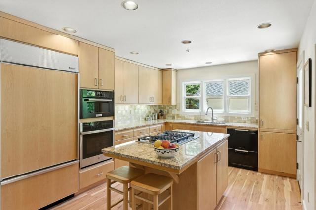 890 Pinetree Lane, Aptos CA: https://media.crmls.org/mediaz/21bdf59d-5add-4181-bedf-d1fb3f112e41.jpg