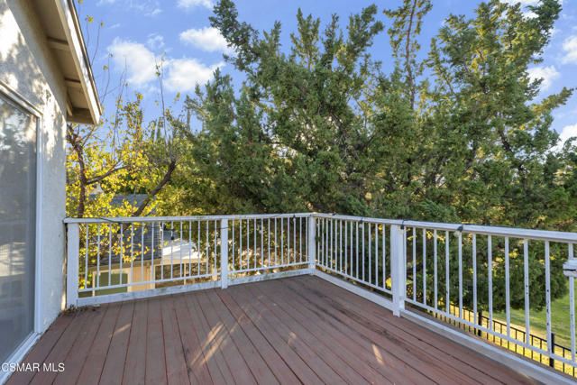5757 Lake Lindero Drive, Agoura Hills CA: https://media.crmls.org/mediaz/21bed7af-08b2-4662-8aa0-92e2900ca9b0.jpg