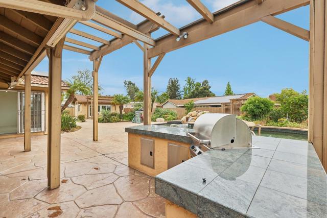 Detail Gallery Image 24 of 75 For 1943 Brookhurst Dr, El Cajon,  CA 92019 - 5 Beds | 3 Baths