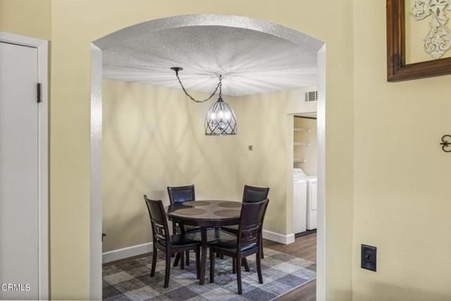 Detail Gallery Image 9 of 45 For 1832 Topaz Ave, Ventura,  CA 93004 - 2 Beds | 2/1 Baths