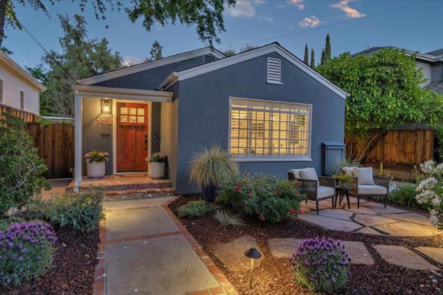 1018 Delmas Avenue, San Jose CA: https://media.crmls.org/mediaz/21c226c5-a112-4436-ae3b-90a0d7282d47.jpg