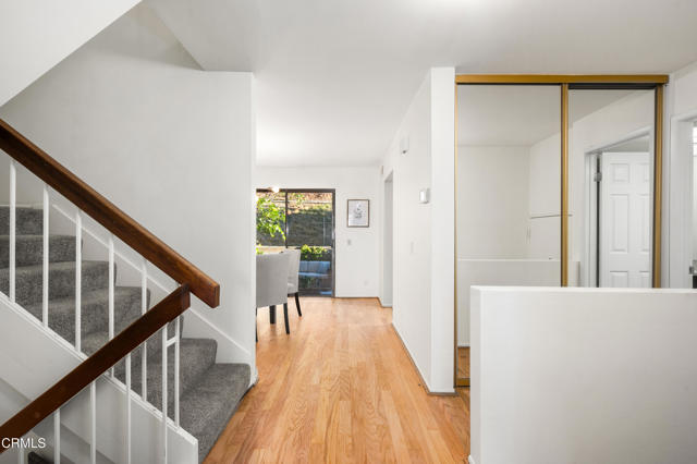 Detail Gallery Image 7 of 45 For 712 Portola Ter, Los Angeles,  CA 90042 - 3 Beds | 2/1 Baths