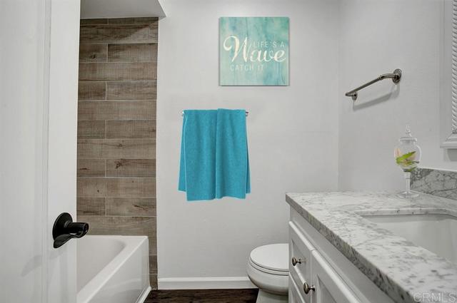 Detail Gallery Image 12 of 15 For 13754 Mango Dr #224,  Del Mar,  CA 92014 - 2 Beds | 2 Baths