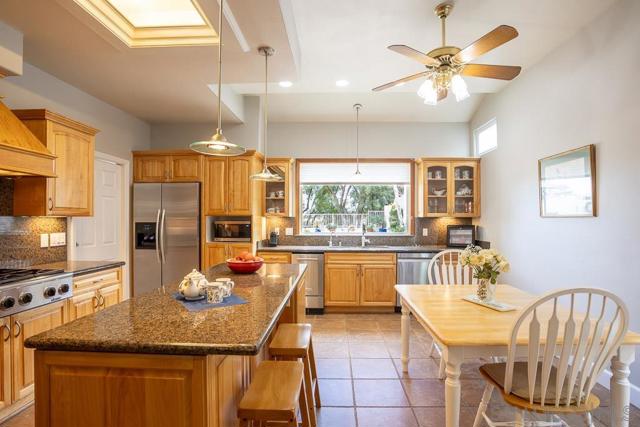 25314 Keats Ln, Stevenson Ranch CA: https://media.crmls.org/mediaz/21c34166-0dec-4f7f-96e1-2c11545747b9.jpg