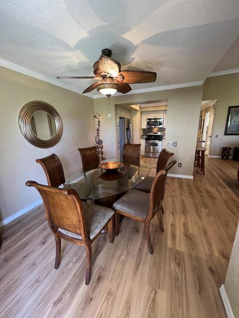 26 Mission Court, Rancho Mirage CA: https://media.crmls.org/mediaz/21c3bef6-7eea-4c11-98b1-87aa7af441de.jpg