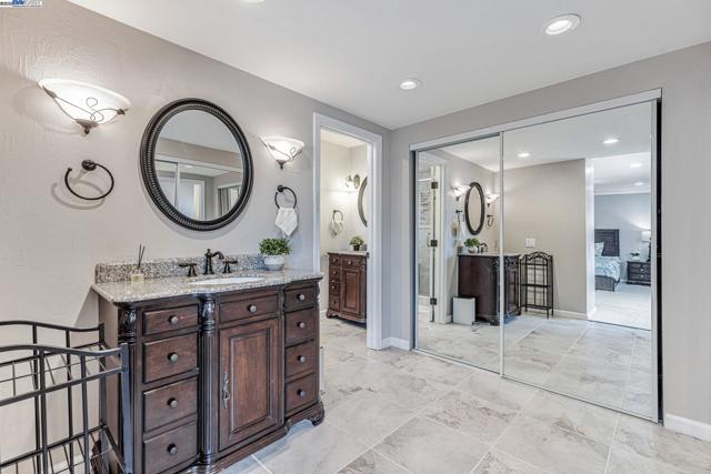 502 Cartagena Ln, San Ramon CA: https://media.crmls.org/mediaz/21c42db7-cf7b-42b5-b2e8-99d9a3da4e63.jpg