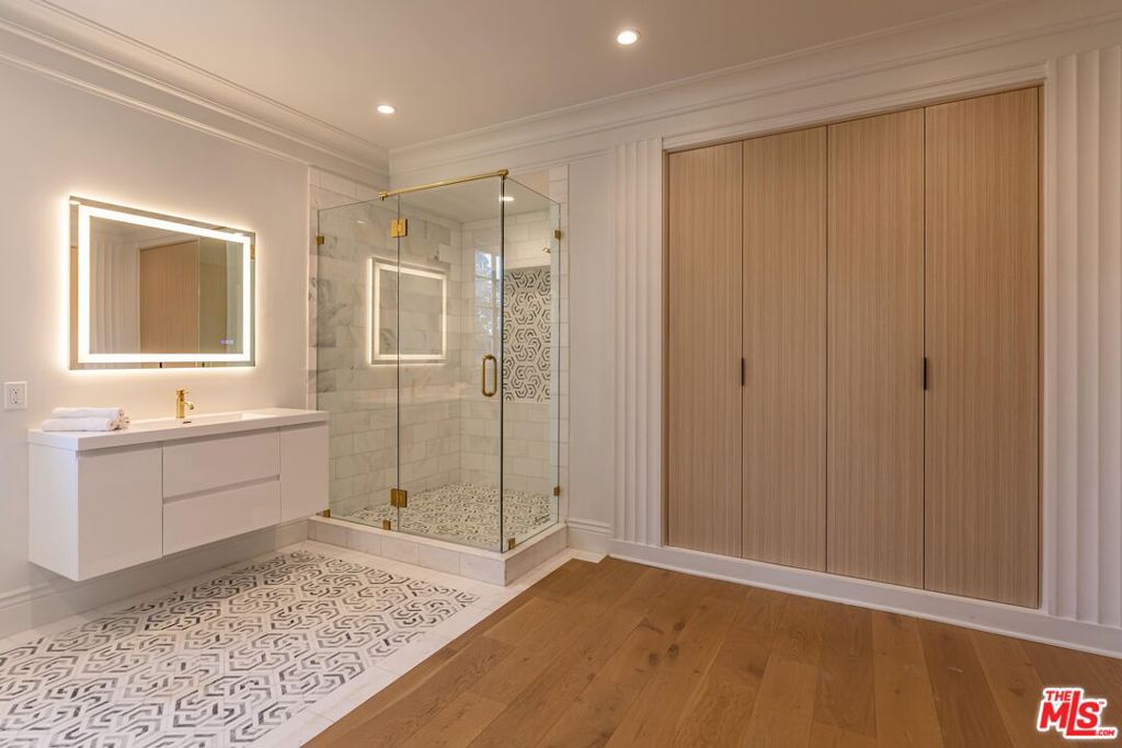 MLS #26862555 image #32