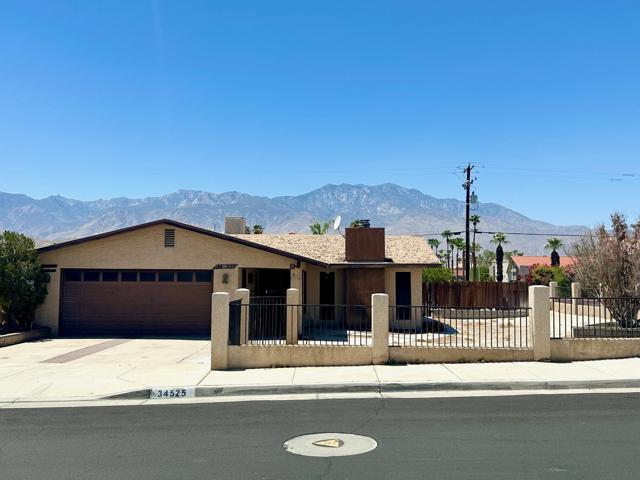 34525 Judy Lane, Cathedral City CA: https://media.crmls.org/mediaz/21c4c217-dbd4-41f1-8974-d8edbe070719.jpg