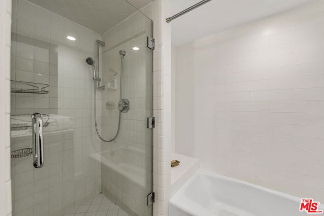 10590 Wilshire Boulevard, Los Angeles, California 90024, 2 Bedrooms Bedrooms, ,1 BathroomBathrooms,Condominium,For Sale,Wilshire,24430229