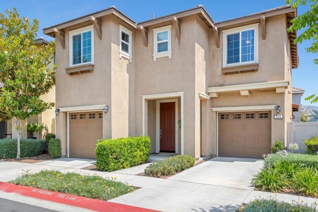 259 Oberlander Way, Fallbrook CA: https://media.crmls.org/mediaz/21c6ef00-2663-43e4-8c86-40ab8ebf4e2d.jpg