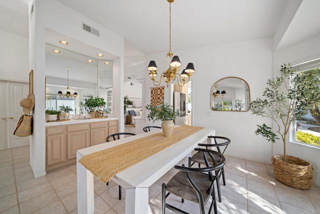 326 Justina Drive, Oceanside CA: https://media.crmls.org/mediaz/21c71c60-1cf3-46ce-999d-27255bb9bca3.jpg