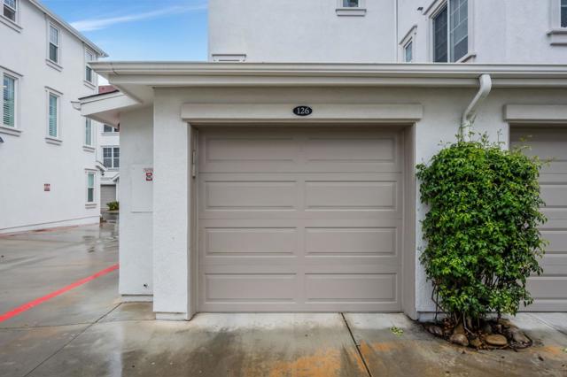 765 Harbor Cliff Way, Oceanside CA: https://media.crmls.org/mediaz/21c7ca91-4a0c-4998-bfd6-118a75365546.jpg