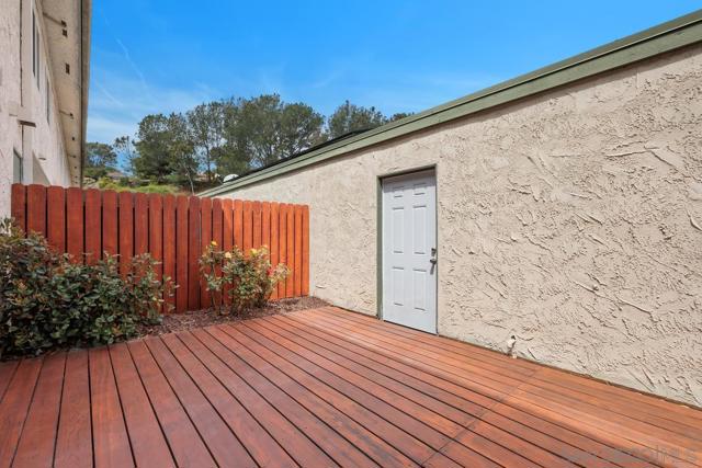 12991 Caminito Bodega, Del Mar CA: https://media.crmls.org/mediaz/21c90be7-28e0-442a-8ae4-dd9a442ddbb0.jpg