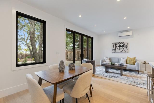18061 Saratoga Los Gatos Road, Monte Sereno CA: https://media.crmls.org/mediaz/21c9bc59-303c-4e10-900d-8d3ff9ccae83.jpg