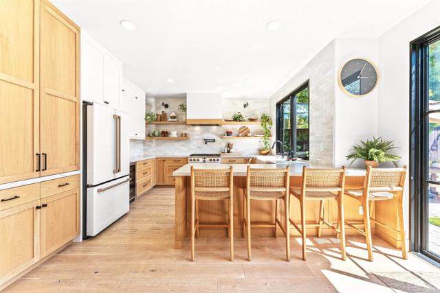 1413 Rivercrest Road, San Marcos CA: https://media.crmls.org/mediaz/21c9eb2b-977c-4a64-8ea9-f14a198f8f31.jpg