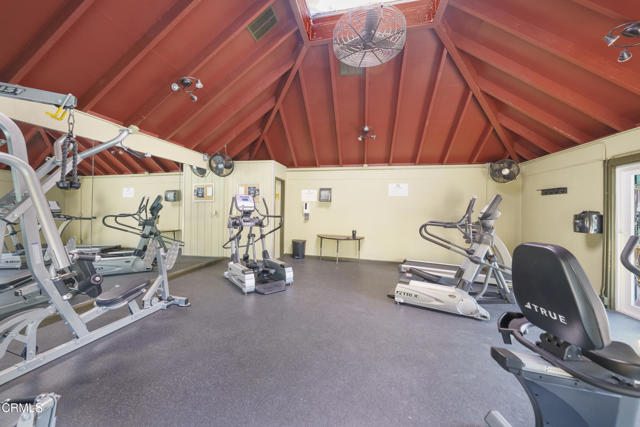 4925 Indian Wood Road, Culver City CA: https://media.crmls.org/mediaz/21ca0589-ce47-4a83-9b78-6fcd1a84dcdd.jpg