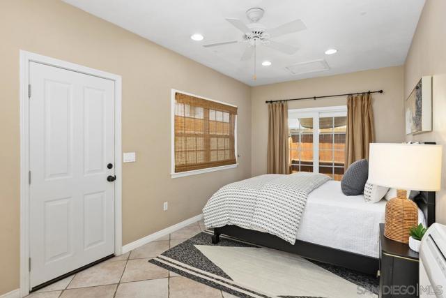 755 F Ave, Coronado CA: https://media.crmls.org/mediaz/21caa95f-1b39-416f-8ed4-12cfd9057e15.jpg