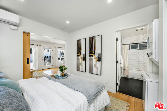 3720 Tuller Avenue, Los Angeles CA: https://media.crmls.org/mediaz/21cad020-d100-4f61-8bc6-50843b94acc1.jpg