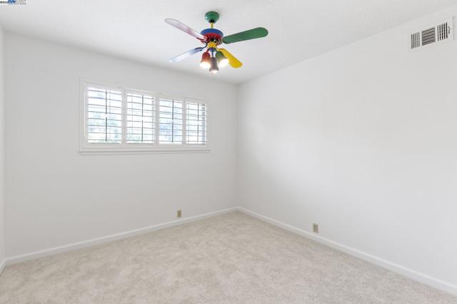 1927 Foxswallow Cir, Pleasanton CA: https://media.crmls.org/mediaz/21cb8040-d841-463a-837c-9ea1f6cd1961.jpg