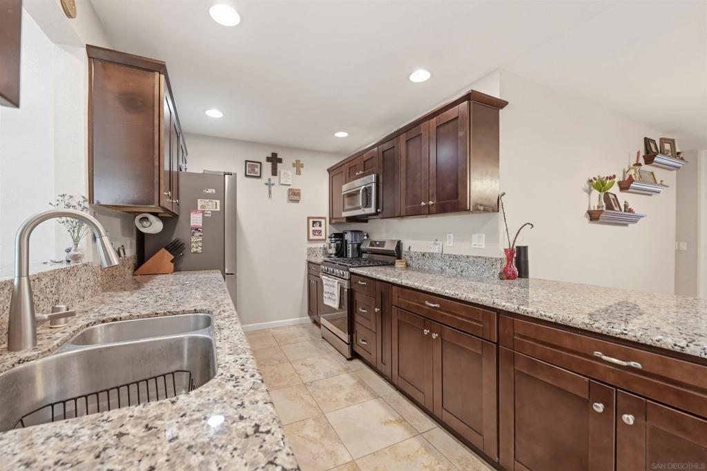 15377 Andorra Way - photo 13